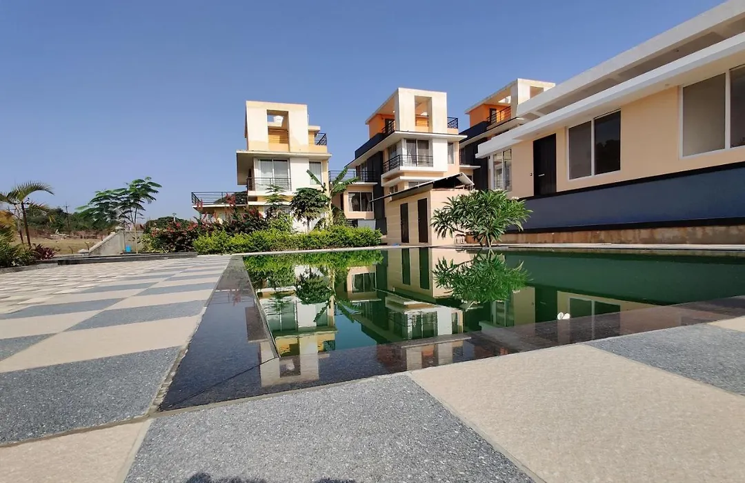Royal Meadows - Igatpuri Bungalow C-1
