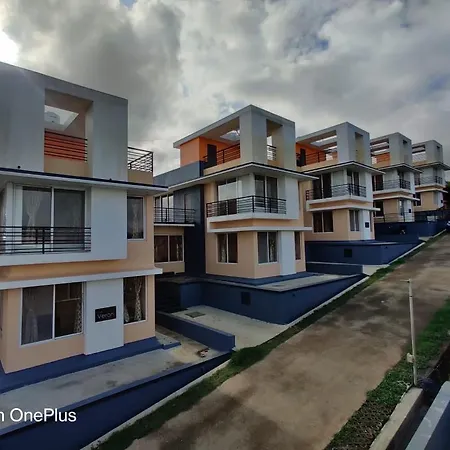 Royal Meadows - Igatpuri Bungalow C-2